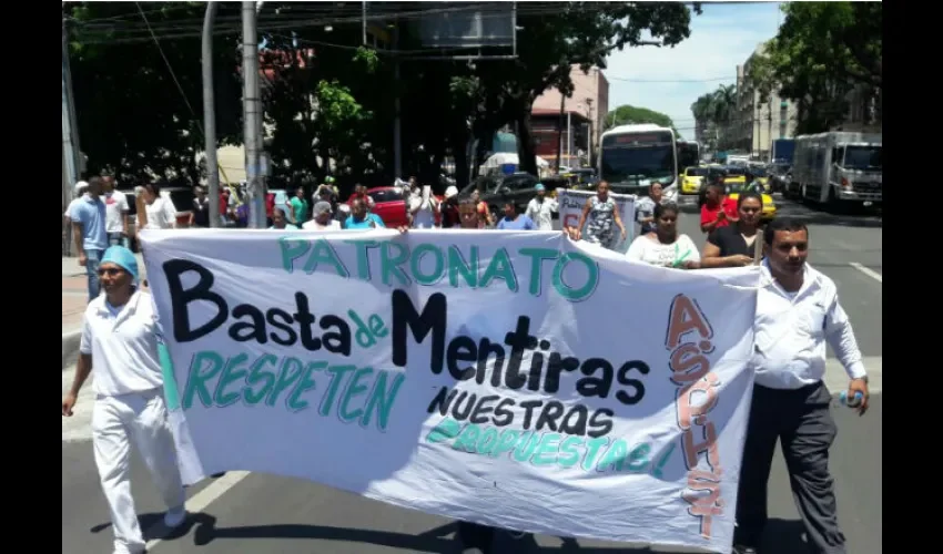  La protesta se da ante la falta de respuesta sobre el ajuste salaria