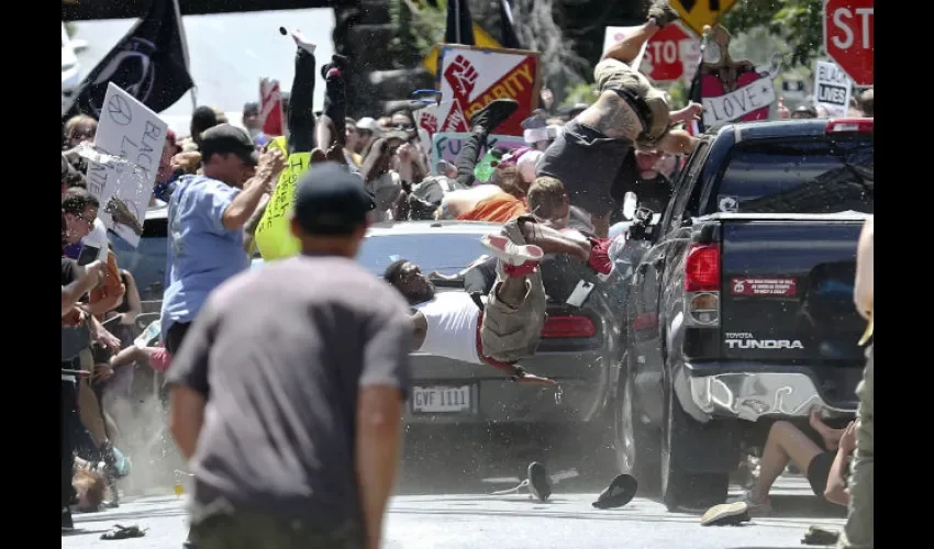 Heather Heyer, de 32 años de edad fue víctima del atropello