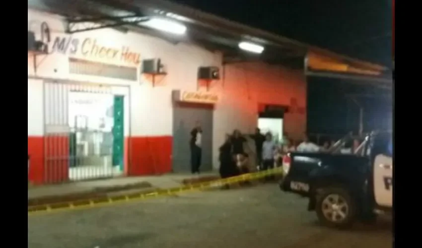 En el hecho de sangre otras dos personas resultaron heridas.