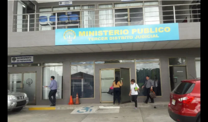 La presunta droga estaba oculta en las puertas del vehículo informaron fuentes ligadas a la investigación.