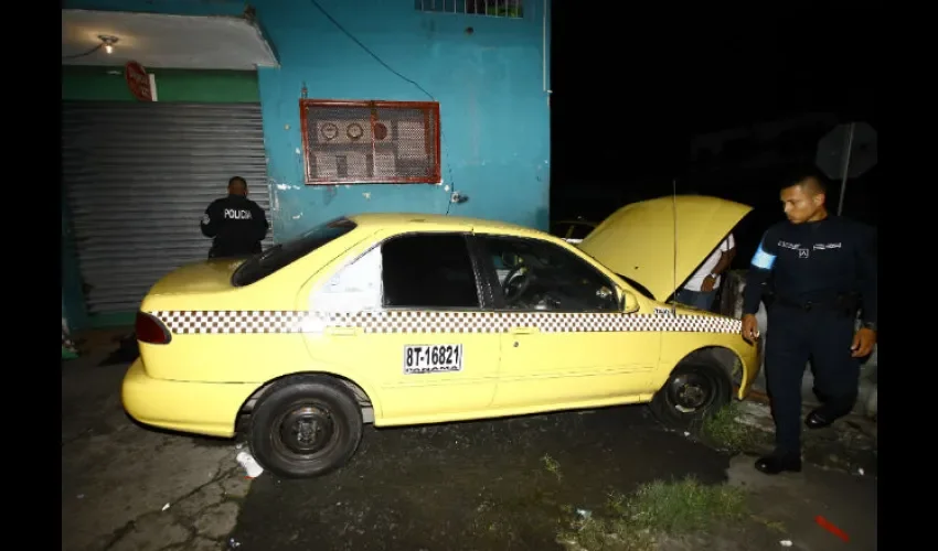 Se pudo que constatar que al auto le fue hurtado el equipo de sonido, bateria, otros accesorios.