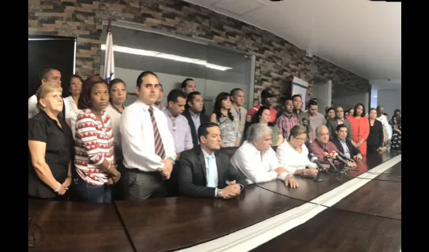 Miembros de Cambio Democrático 