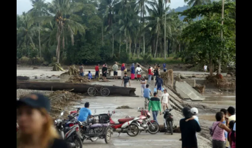 tormenta tropical Tembin