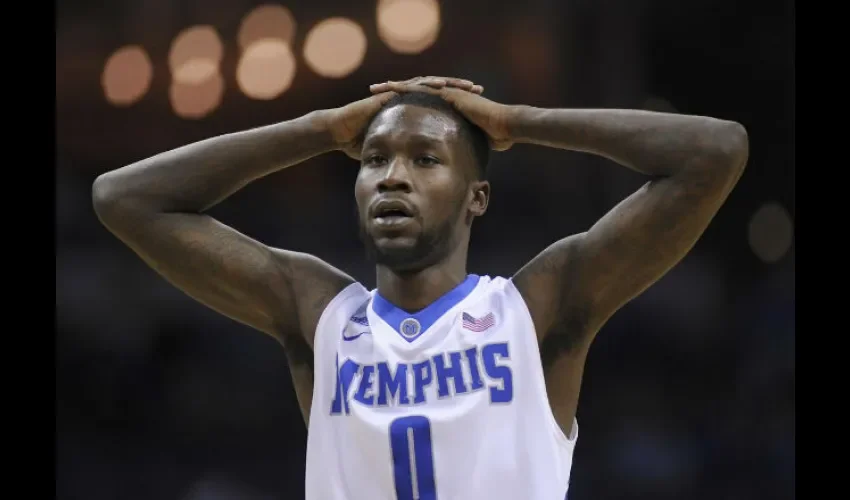 El basquetbolista Trahson Burrell.
