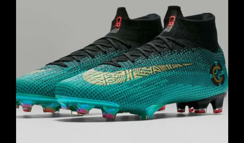 Las nuevas botas de futbol para homenajear el liderazgo de Cristiano Ronaldo Dia a Dia