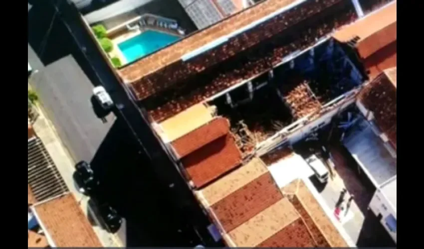 Se desploma el techo en una escuela de Sao Paulo.