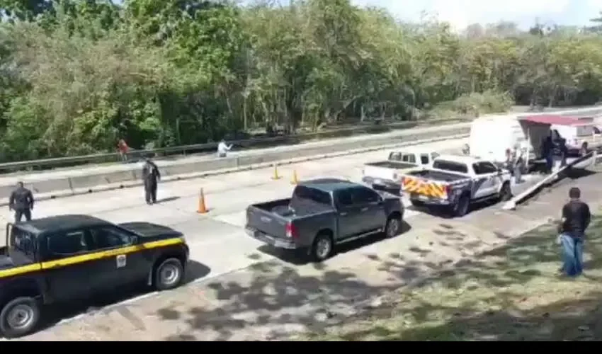 Foto captura de video de Crítica. 