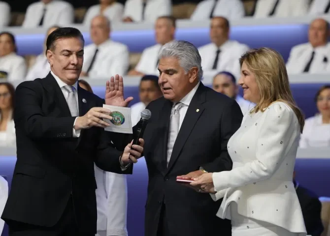  ¡Ahora sí! José Raúl Mulino asume la Presidencia de la República de Panamá 