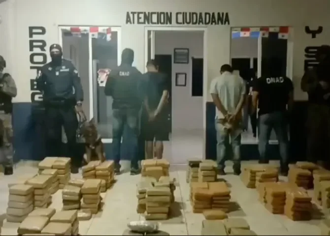  Incautan 550 kilos de presunta sustancia ilícita en 'Operación Patria' 