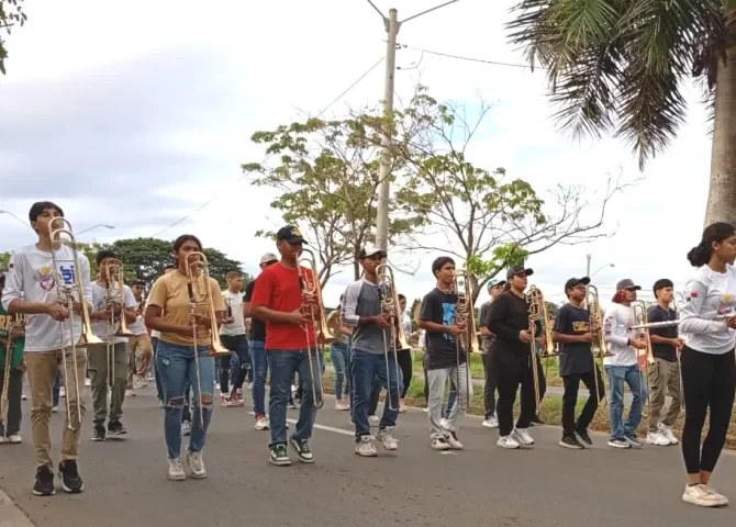  Banda de Música Herberto López, lista para deslumbrar en el Desfile de las Rosas 2025 