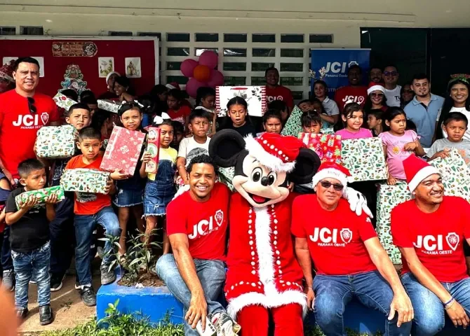  JCI Panamá Oeste comparte alegría navideña en El Arado de La Chorrera 