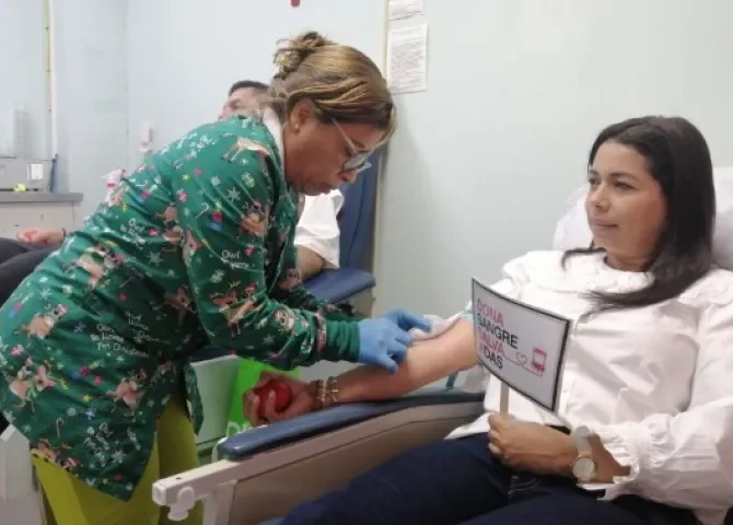  Realizan jornada masiva de donación de sangre para hospital de Chitré  