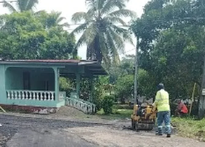  Culminan trabajos en vías internas del Guayabal 