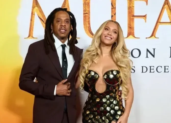  Jay-Z y Beyoncé en el estreno de la película ‘Mufasa: The Lion King’. EFE/ Allison Dinn 