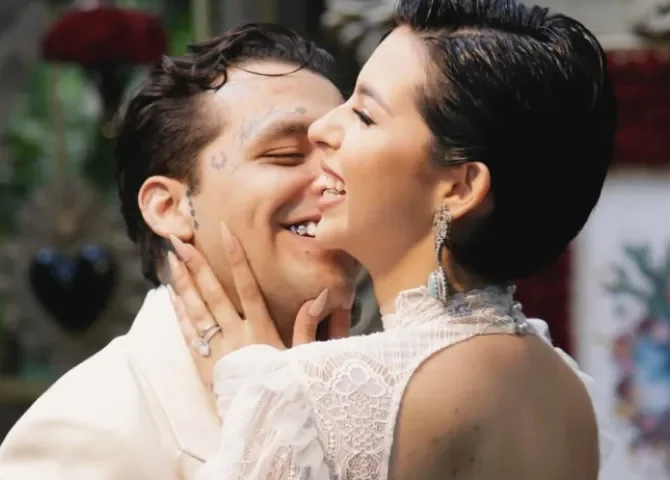  ¡Desactivaron los comentarios! Ángela Aguilar y Christian Nodal reciben desprecio y burlas en video de Tik Tok 