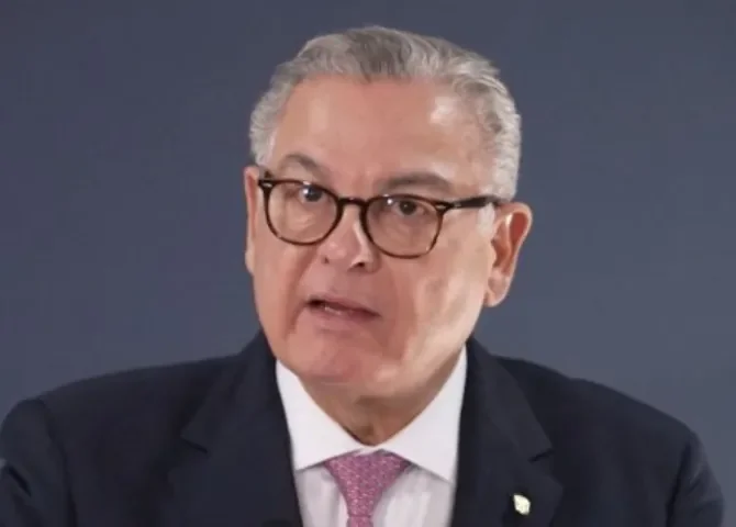  Contralor Anel Flores prepara demanda contra fondo de retiro especial para jueces y magistrados 