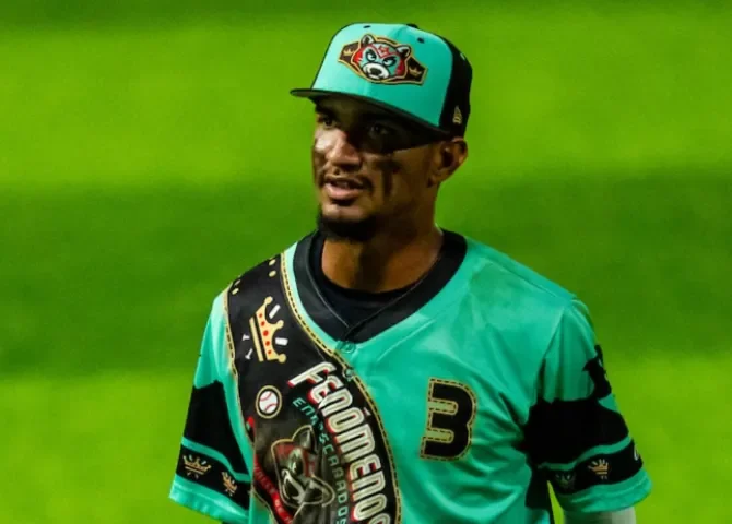  Dos lesiones en cuatro meses marcan el año más desafiante de Luis Durango Jr. 