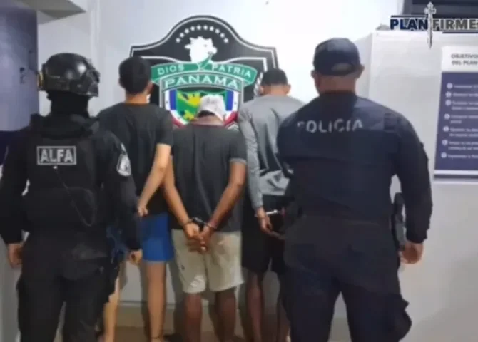  Caen tres asaltantes de taxista tras persecución policial en Colón 