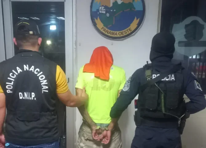  Operativos de seguridad dejan 23 armas incautadas y nueve vehículos recuperados en Panamá 