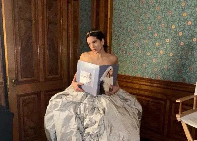  'Lux' le da a Rosalía el honor de ser la primera artista con cinco debuts en la cima de Billboard 