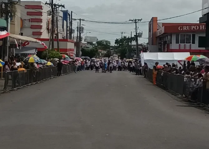  Santiago vivió un 3 de noviembre con menor concurrencia en el desfile cívico 