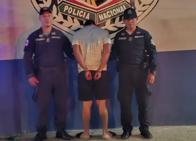  Cae sospechoso del asalto a camión de reparto en Mañanitas 