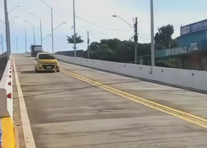  Viaducto del intercambiador de Chitré recibió a sus primeros usuarios este jueves 