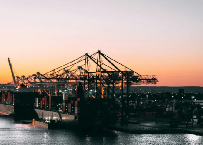  Grupo japonés muestra interés en instalar centro de mantenimiento naval en Puerto Armuelles 