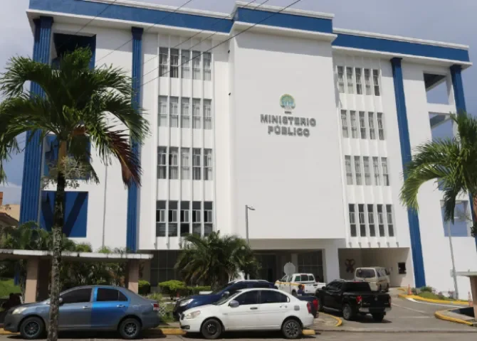 Hombre de 32 años enfrenta cargos por abuso sexual contra una niña en Portobelo 