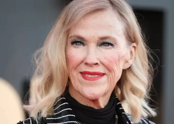  Fotografía de archivio de la actriz estadounidense de origen canadiense Catherine O'Hara. EFE/EPA/Allison Dinner 