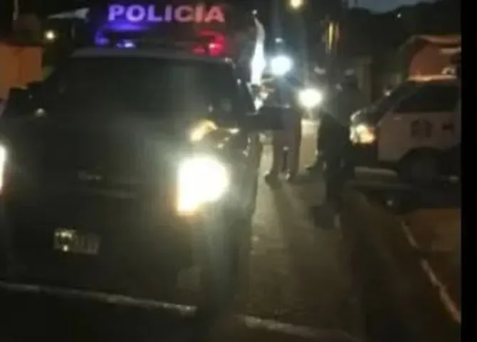   Hombre y mujer resultan heridos tras ataque armado frente a multifamiliar Begonia  