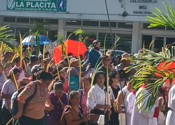  ¡Con procesiones y bendición de ramos! Fieles inician la Semana Santa en Veraguas 
