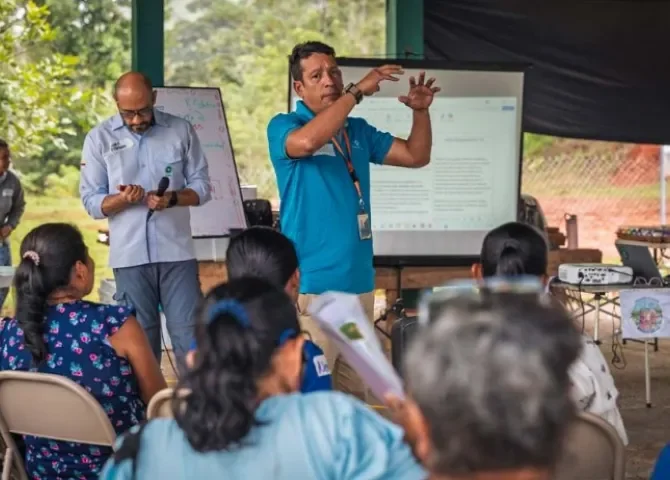  Foto: Canal de Panamá.  