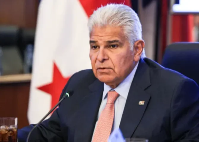  Mulino inicia agenda en Grecia con reuniones sobre inversiones, Canal y turismo 