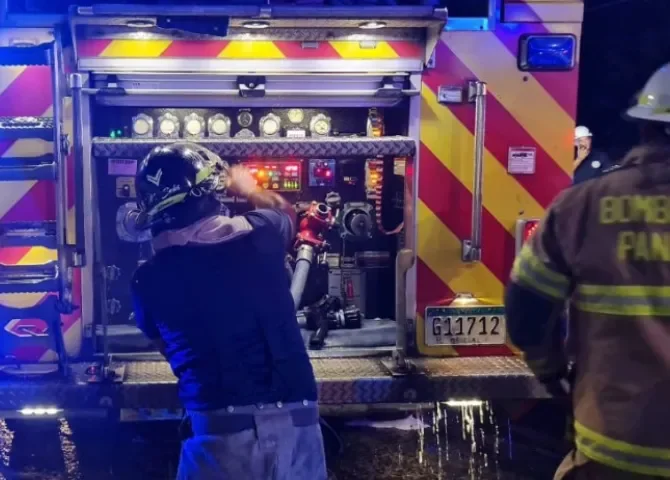  Foto: Cuerpo de Bomberos. 