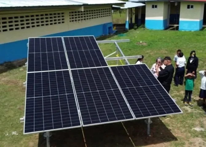  Foto: Oficina de Electrificación Rural.  