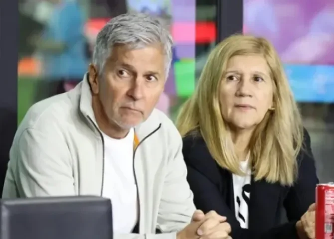   Los padres de Lionel Messi, Jorge Messi (i) y Celia Cuccittini, en una imagen de archivo. EFE.  