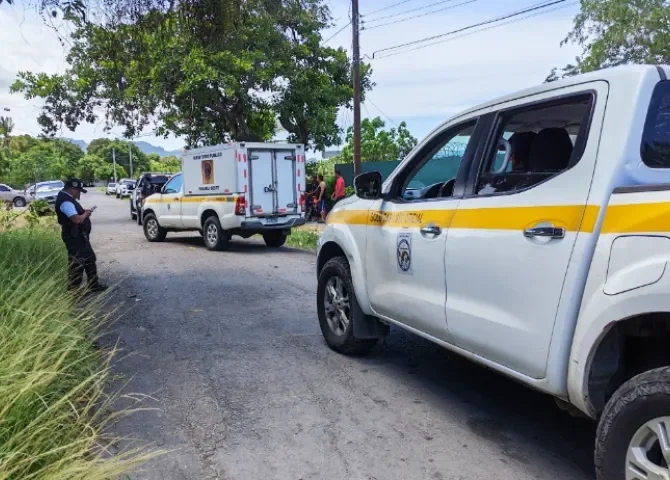  ¡En Panamá Oeste! Hombre intentó escapar en bicicleta, pero lo alcanzaron y lo mataron a cuchilladas 