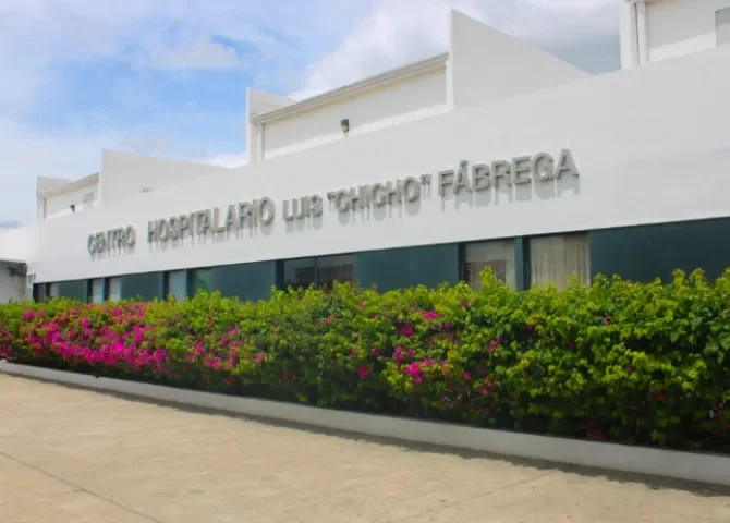  Daño en una llave provoca filtración de agua hacia el Salón de Operaciones del Chicho Fábrega 